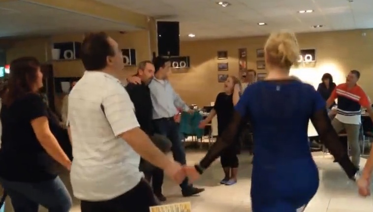 How To Dance To AC/DC - The Poke