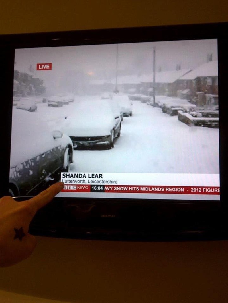 A snowy scene with the name 'Shanda Lear' on screen.