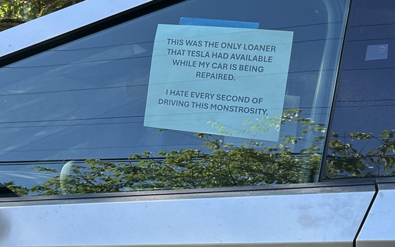 
THIS WAS THE ONLY LOANER THAT TESLA HAD AVAILABLE WHILE MY CAR IS BEING REPAIRED.
I HATE EVERY SECOND OF DRIVING THIS MONSTROSITY.