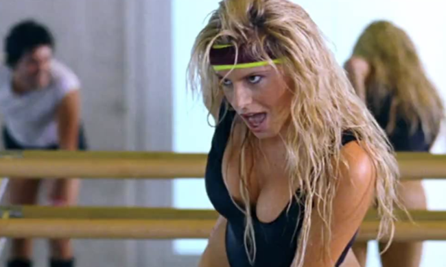 An American gym goer blamed women for making it hard for him to work out and was brutally owned into next week