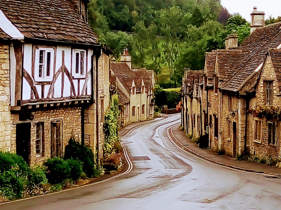 A Reform UK-er asked for pictures of the ‘real England that still exists’ and these 17 hilariously British responses surely totally nailed it