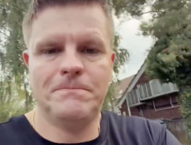 Jake Humphrey’s response to this unlikely heckle just went viral just not for reasons he would have hoped