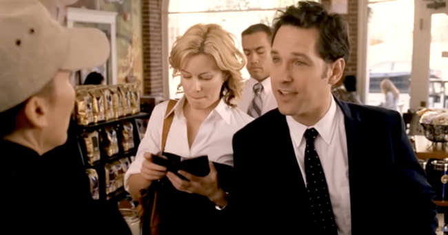 Someone asked hospitality workers for examples of ‘customers acting like it’s their first day on earth’ – 24 people barely able to order a coffee