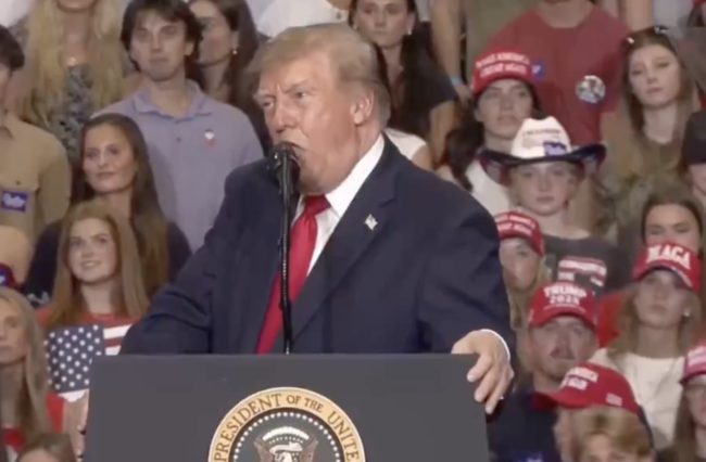 This musician remixed that weird glitch sound that came out of Donald Trump’s mouth into a song and it’s a hilarious work of genius
