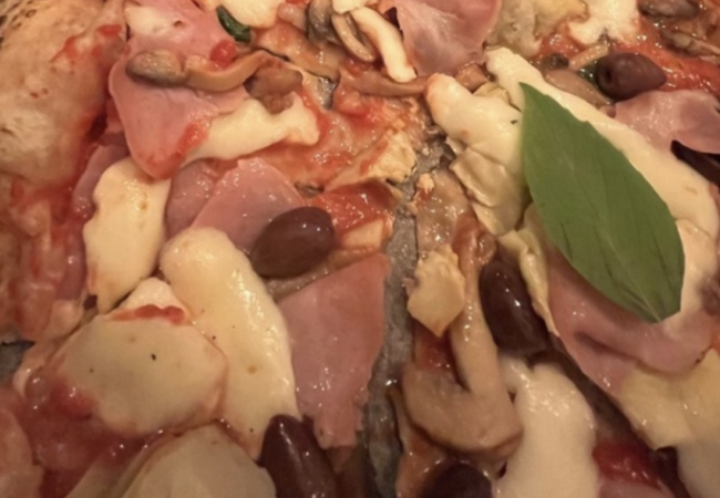 An American trolled Brits for their concept of a ‘pizza’ and it was a delicious self own for the ages